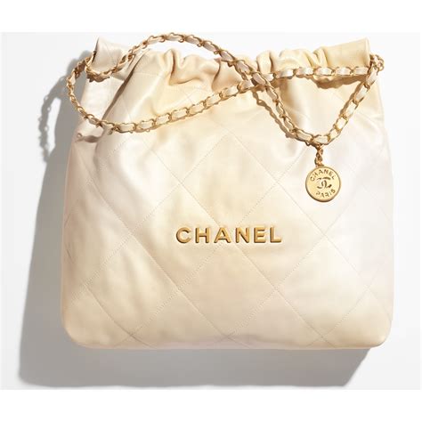 Chanel 22 small size